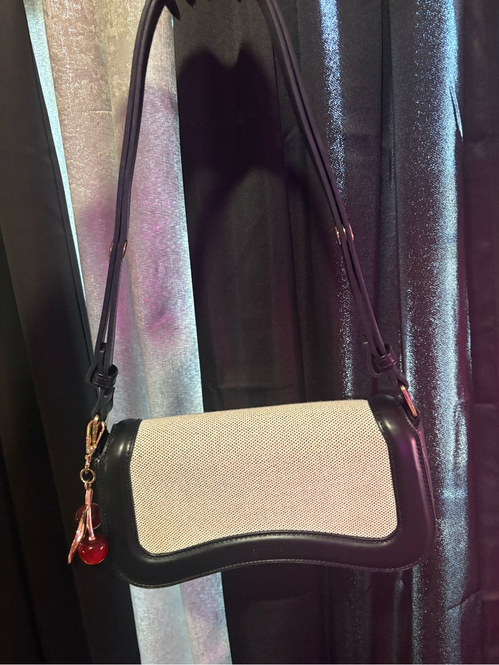 Black and Cream canvas leather Textured Shoulder